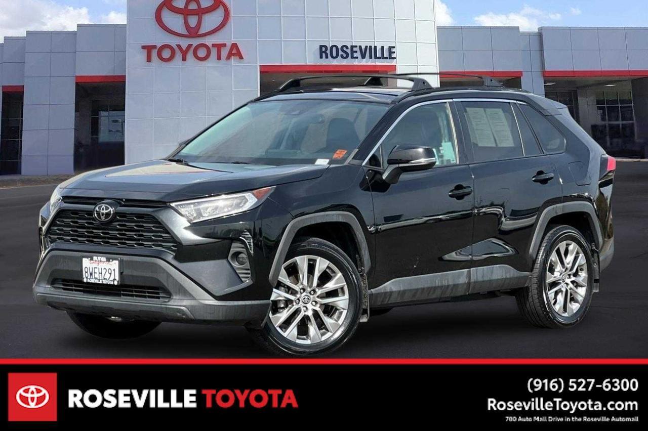 2021 Toyota RAV4 XLE Premium