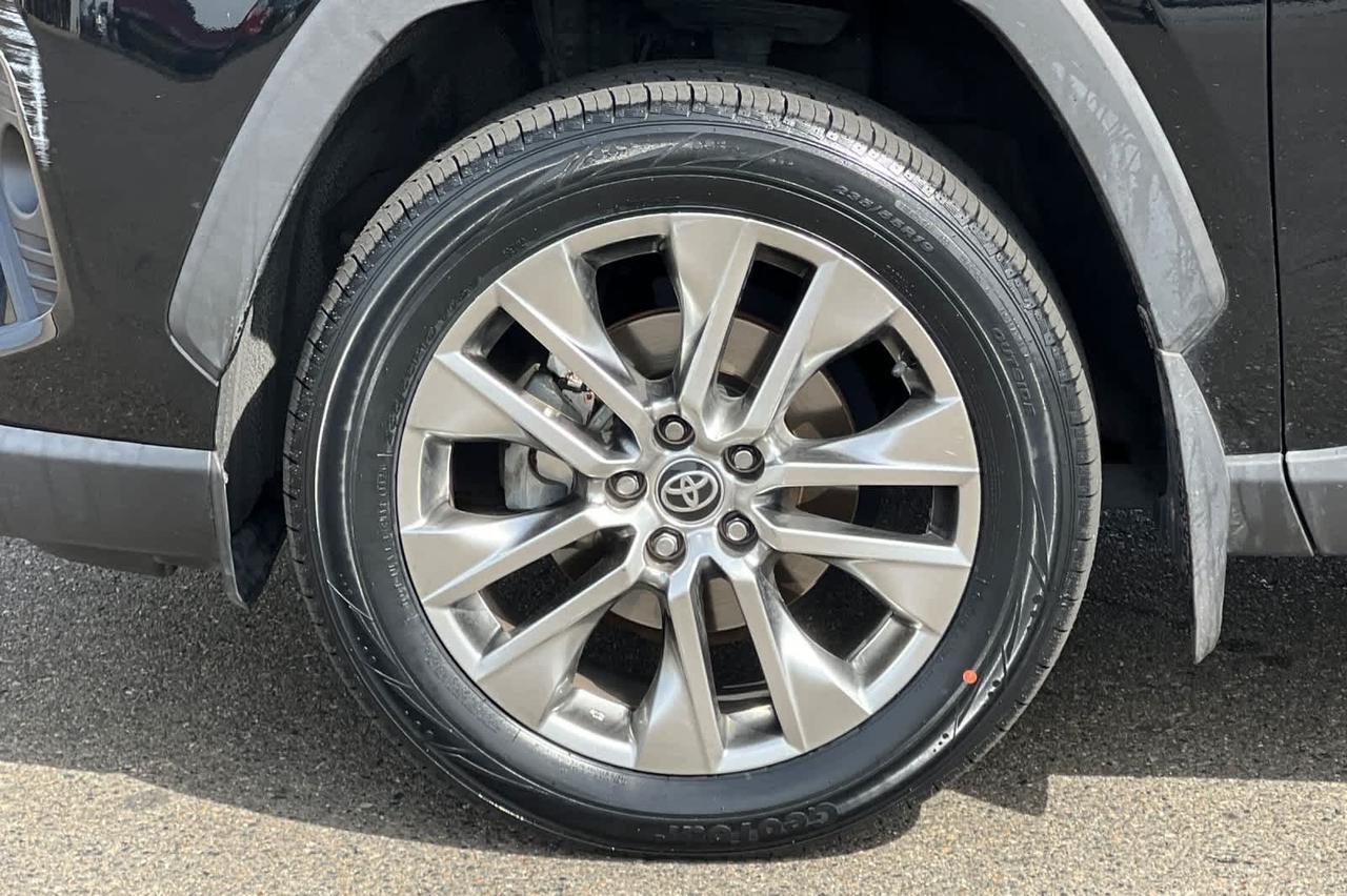 2021 Toyota RAV4 XLE Premium Roseville CA