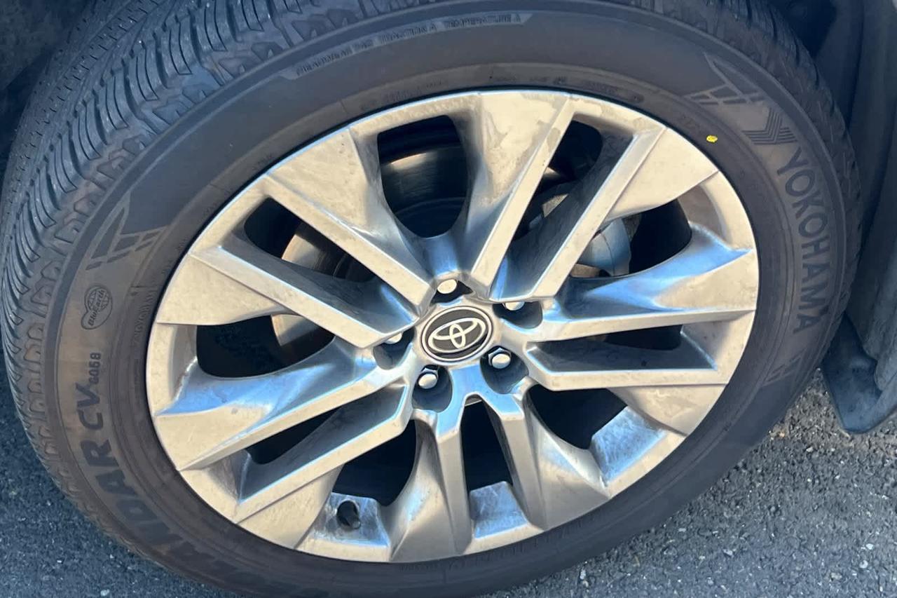 2021 Toyota RAV4 XLE Premium Roseville CA