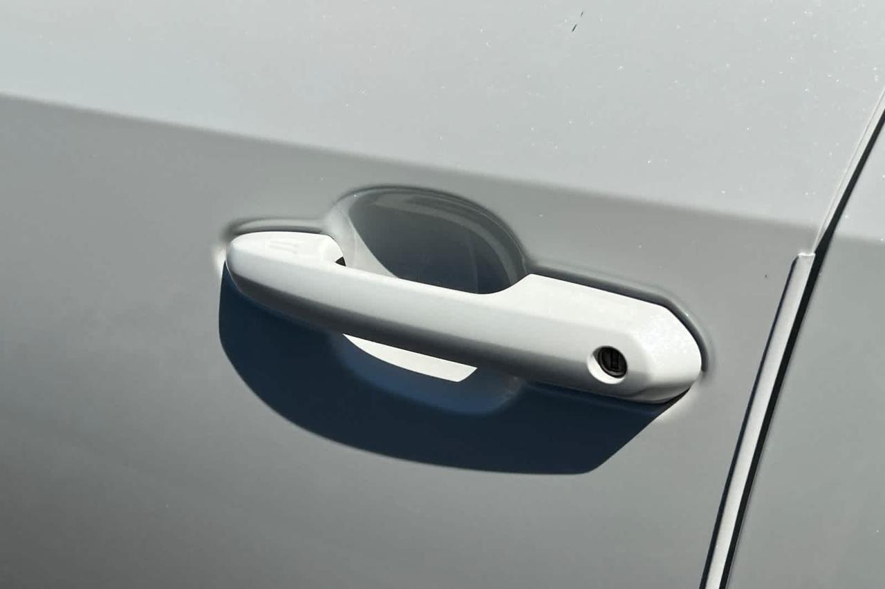 2021 Toyota RAV4 XLE Premium Roseville CA