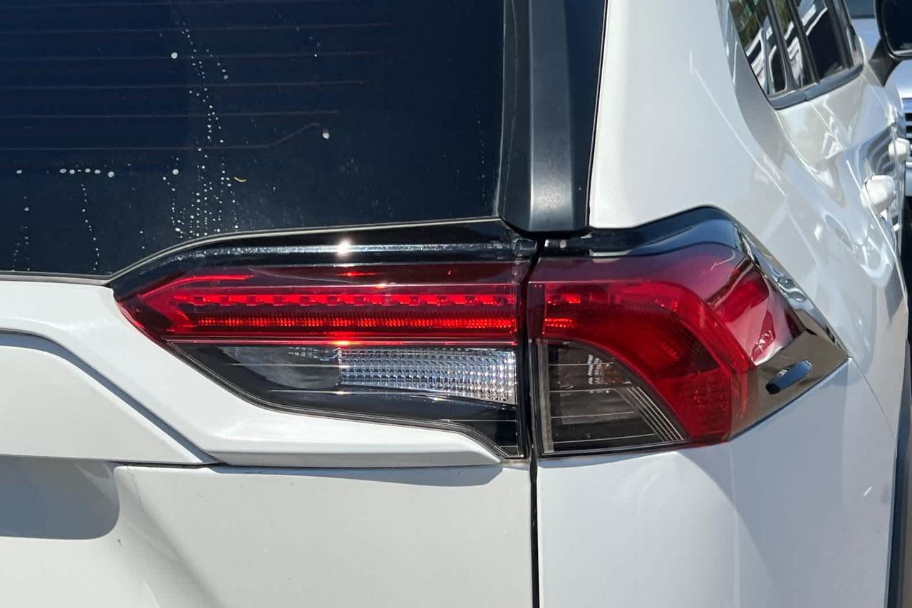 2021 Toyota RAV4 XLE Premium Roseville CA