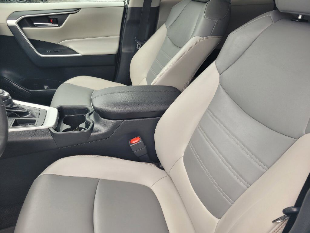 2021 Toyota RAV4 XLE Premium Roseville CA