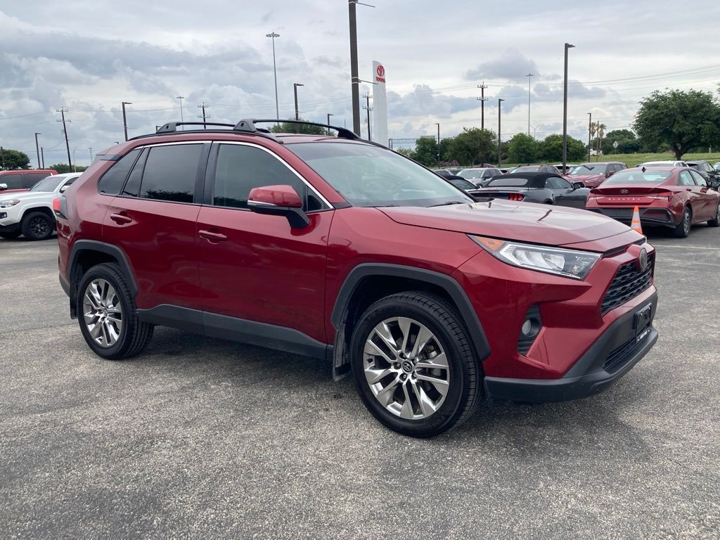 2021 Toyota RAV4 XLE Premium