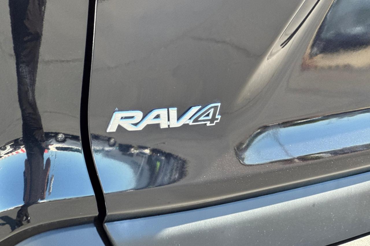 2021 Toyota RAV4 XLE Roseville CA