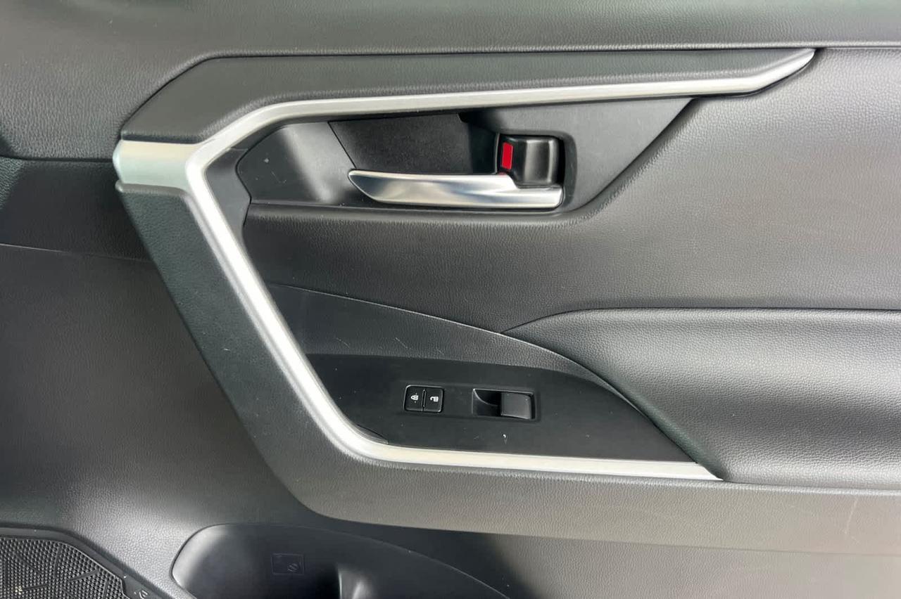 2021 Toyota RAV4 XLE Roseville CA