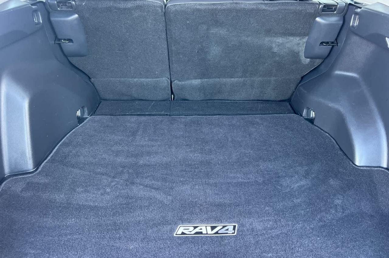 2021 Toyota RAV4 XLE Roseville CA