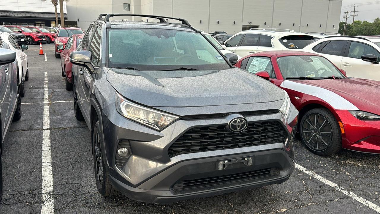 2021 Toyota RAV4 XLE