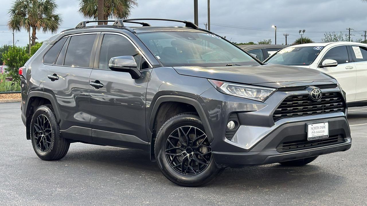 2021 Toyota RAV4 XLE