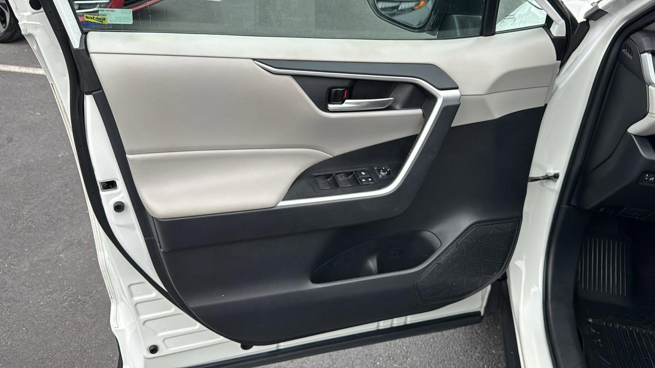 2021 Toyota RAV4 XLE San Antonio TX