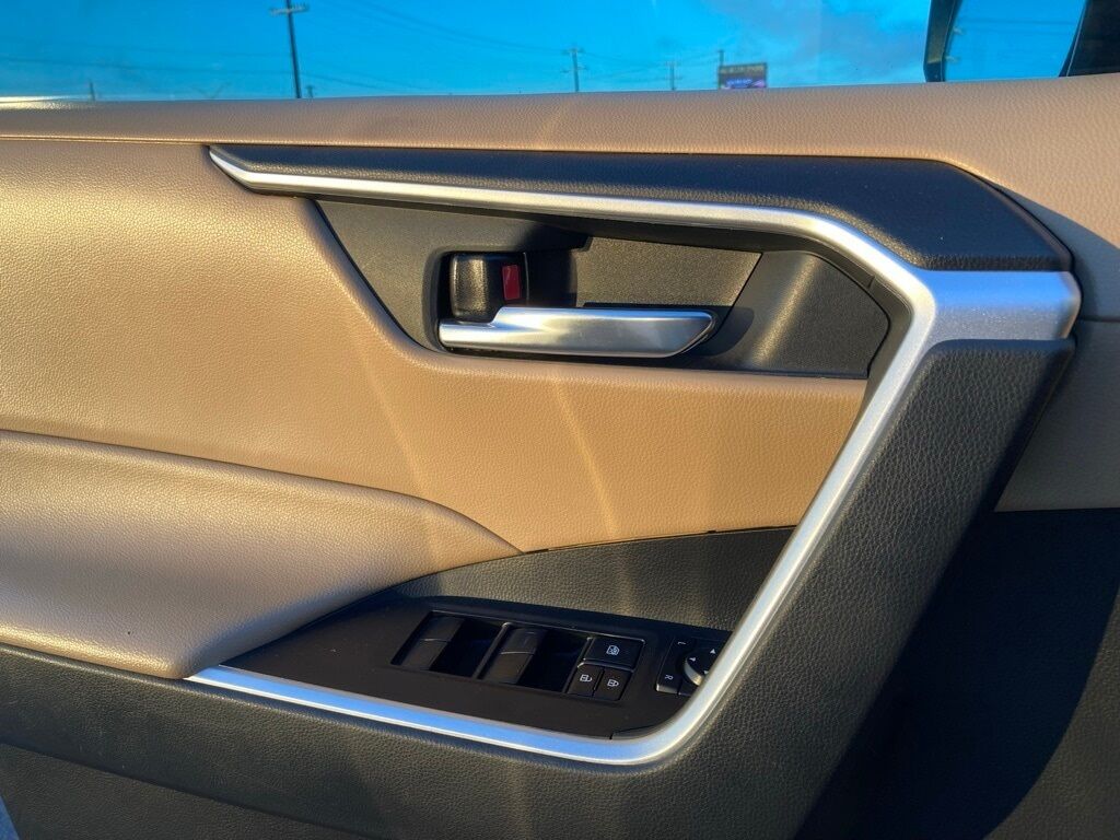 2021 Toyota RAV4 XLE San Antonio TX