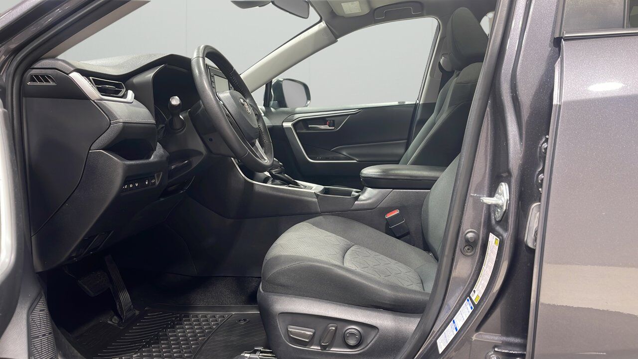 2021 Toyota RAV4 XLE Sherwood Park AB