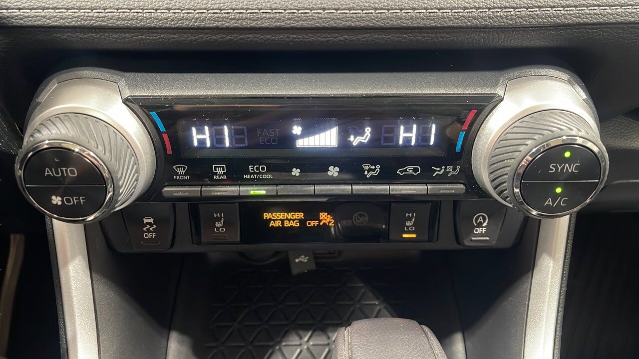 2021 Toyota RAV4 XLE Sherwood Park AB