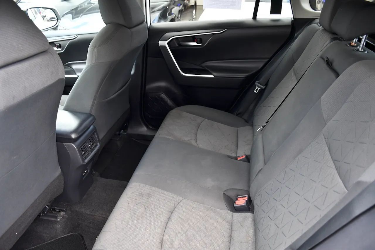 2021 Toyota RAV4 XLE Sport Utility 4D Miami Gardens FL