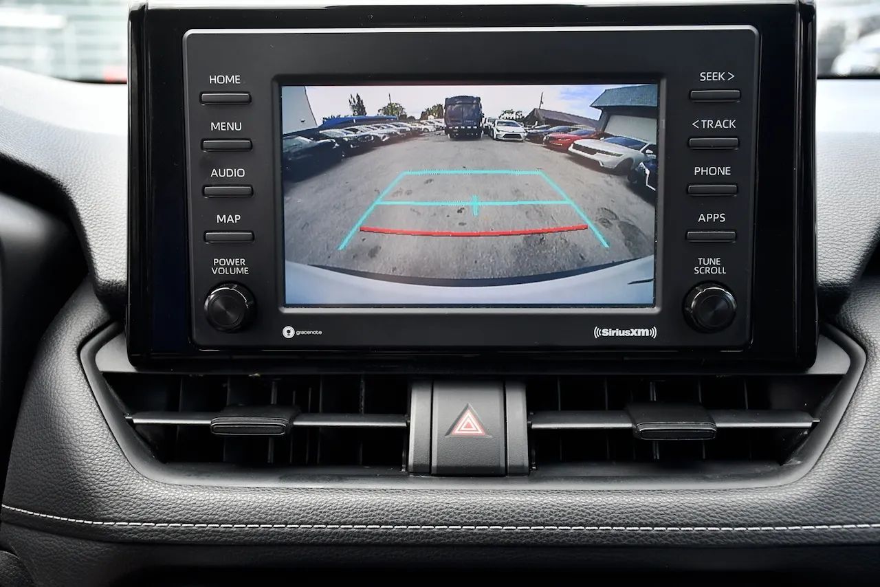 2021 Toyota RAV4 XLE Sport Utility 4D Miami Gardens FL