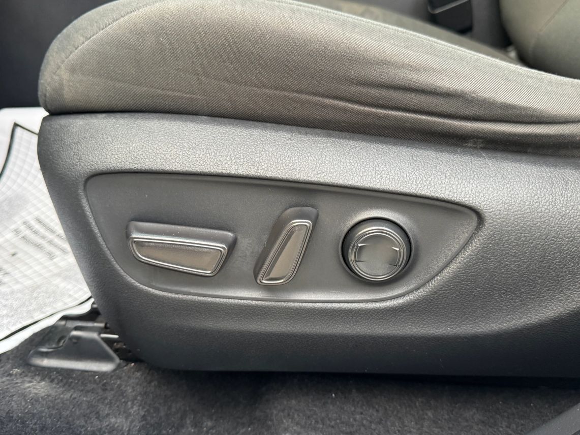 2021 Toyota RAV4 XLE Sport Utility 4D Miami Gardens FL