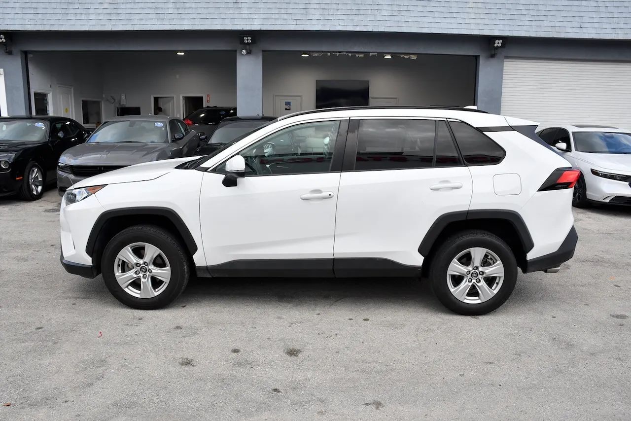 2021 Toyota RAV4 XLE Sport Utility 4D Miami Gardens FL