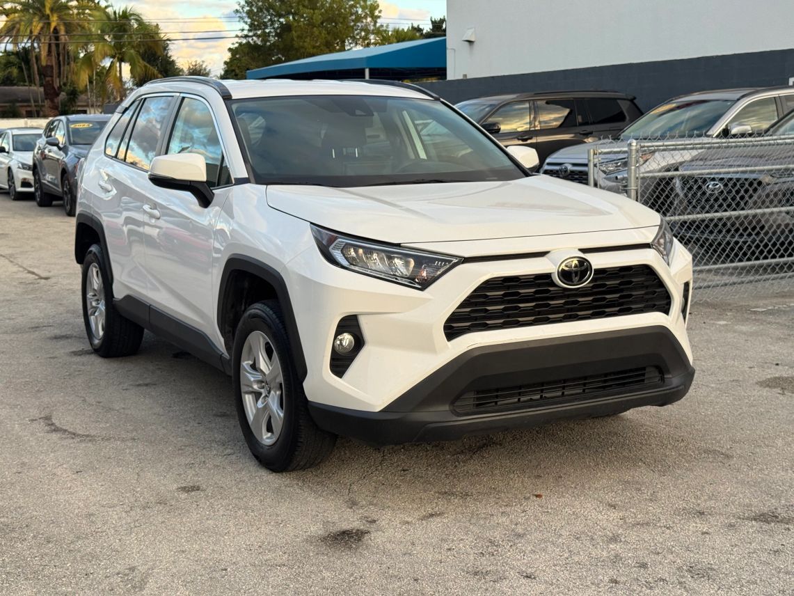 2021 Toyota RAV4 XLE Sport Utility 4D Miami Gardens FL