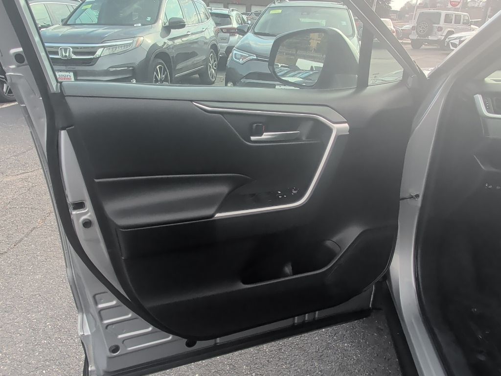 2021 Toyota RAV4 XLE Worcester MA