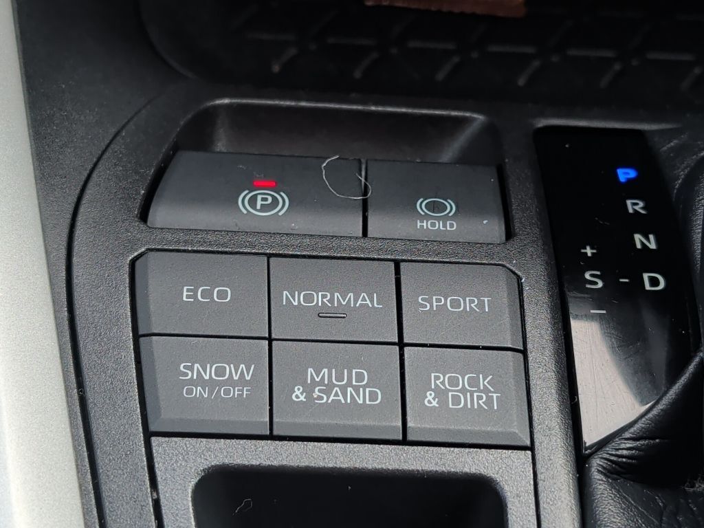 2021 Toyota RAV4 XLE Worcester MA