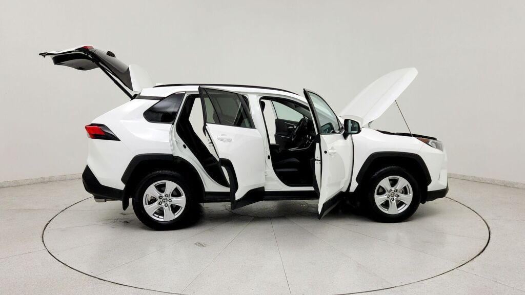 2021 Toyota RAV4 XLE Laurel MD