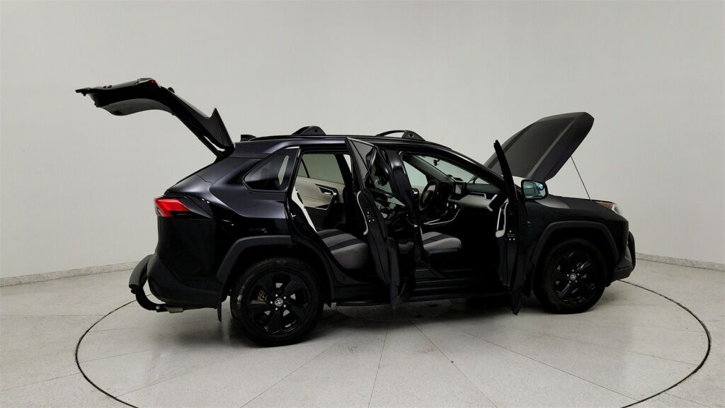 2021 Toyota RAV4 XLE Laurel MD