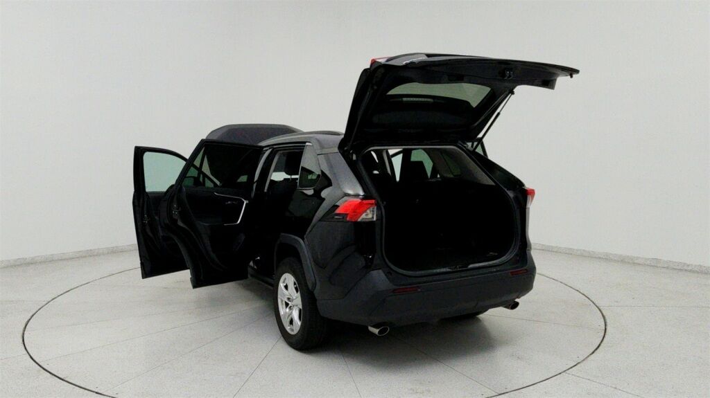 2021 Toyota RAV4 XLE Laurel MD