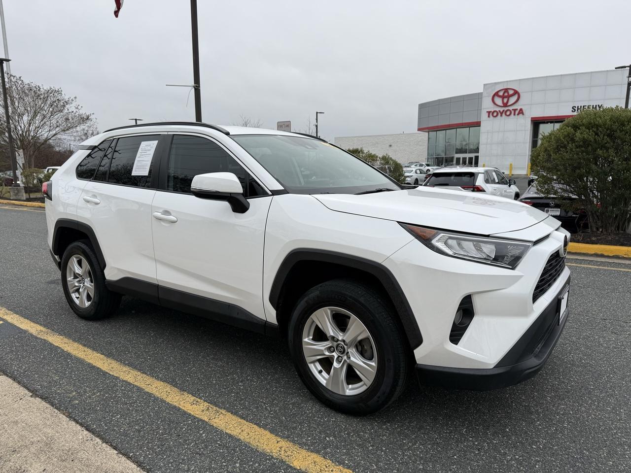 2021 Toyota RAV4 XLE