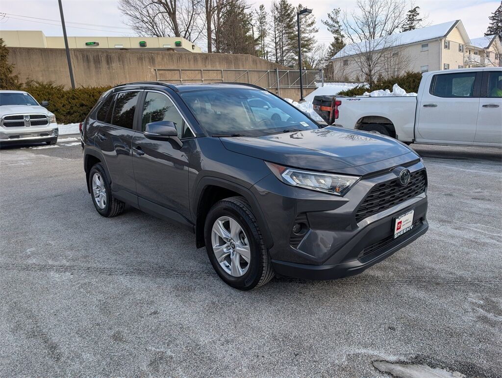 2021 Toyota RAV4 XLE