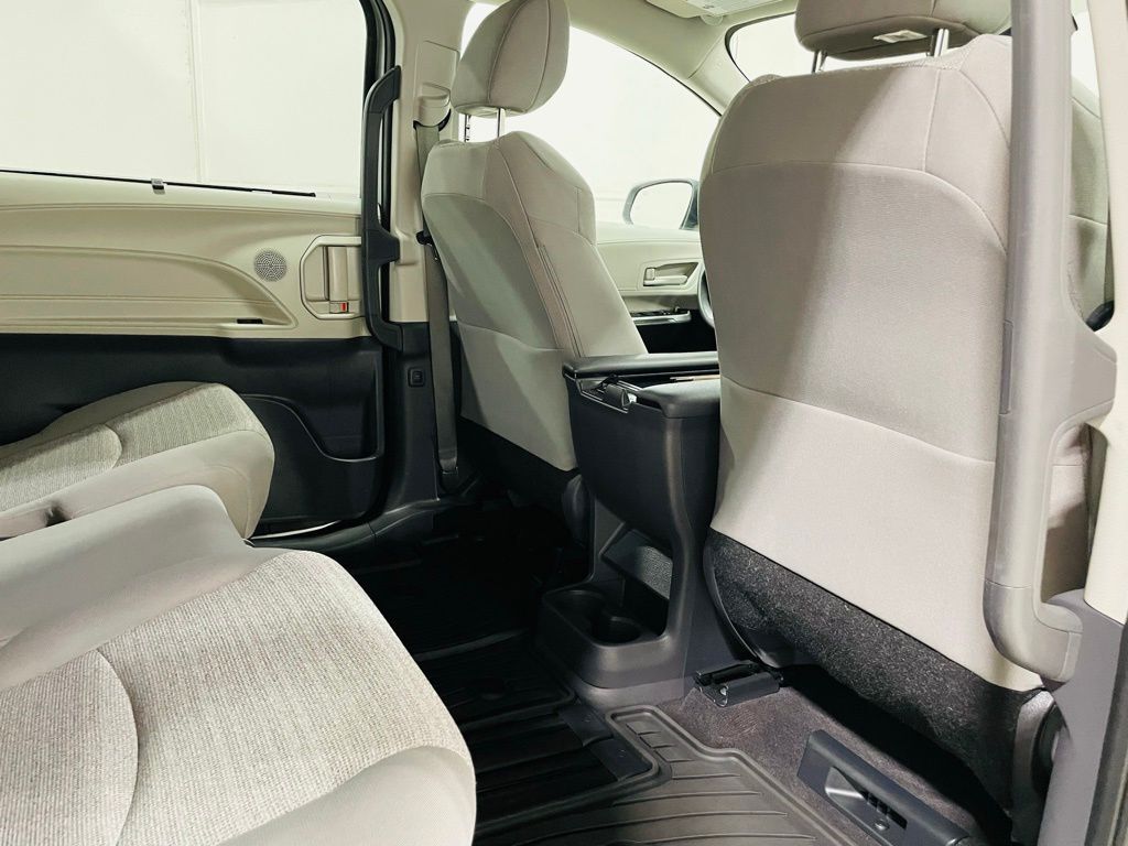 2021 Toyota Sienna LE Jersey City NJ