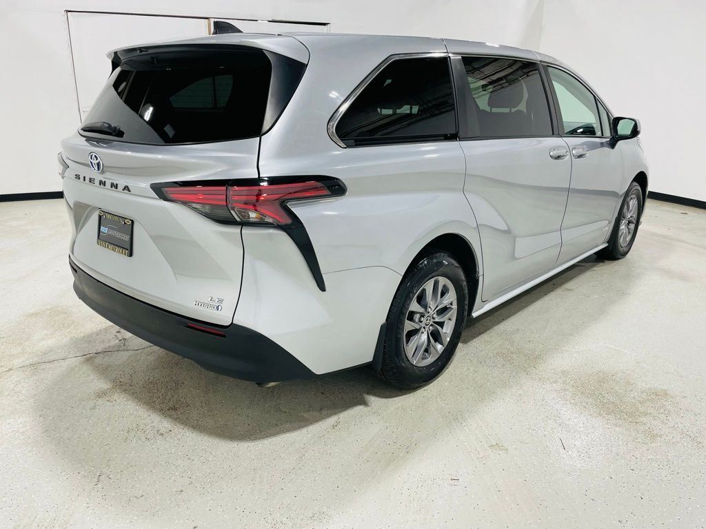 2021 Toyota Sienna LE Jersey City NJ