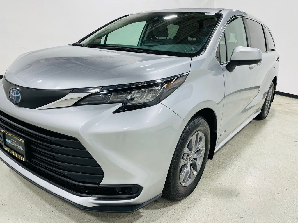 2021 Toyota Sienna LE Jersey City NJ