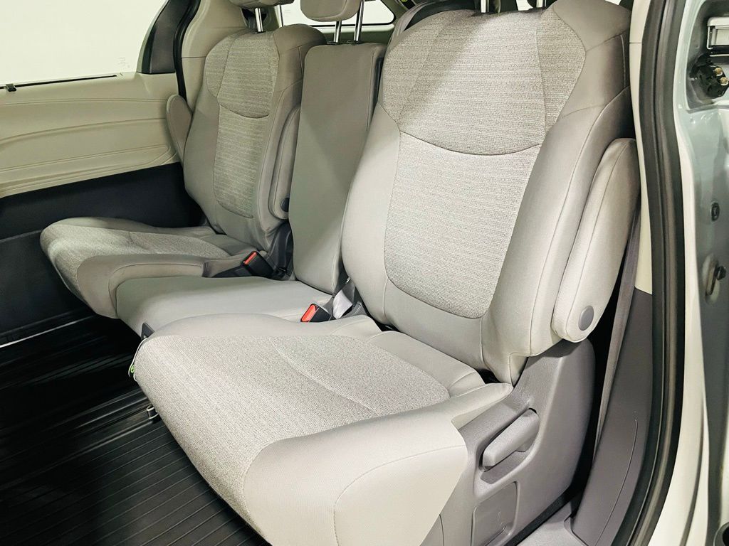 2021 Toyota Sienna LE Jersey City NJ