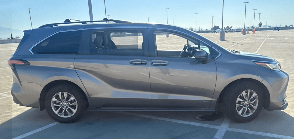2021 Toyota Sienna LE Portland OR