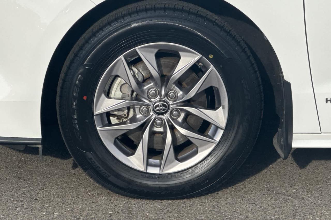 2021 Toyota Sienna LE Roseville CA