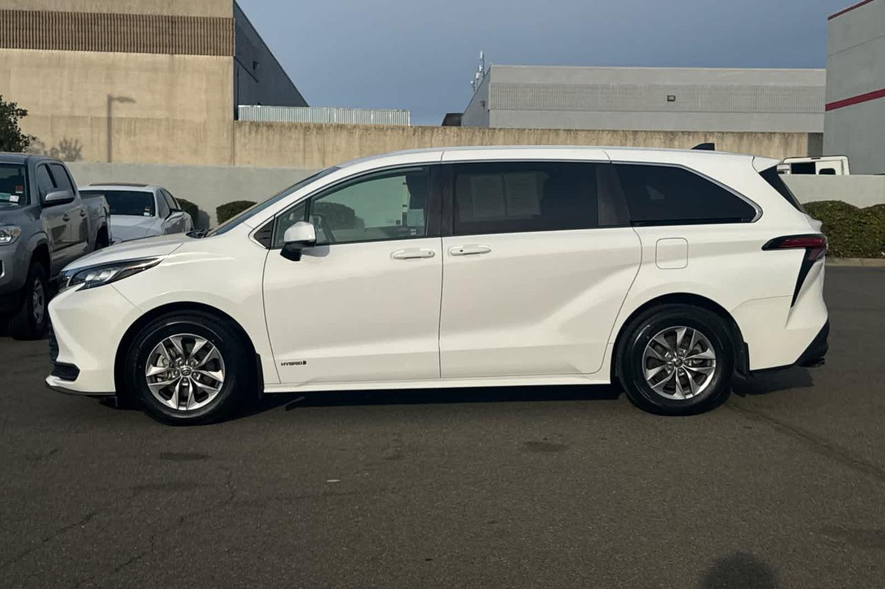 2021 Toyota Sienna LE Roseville CA