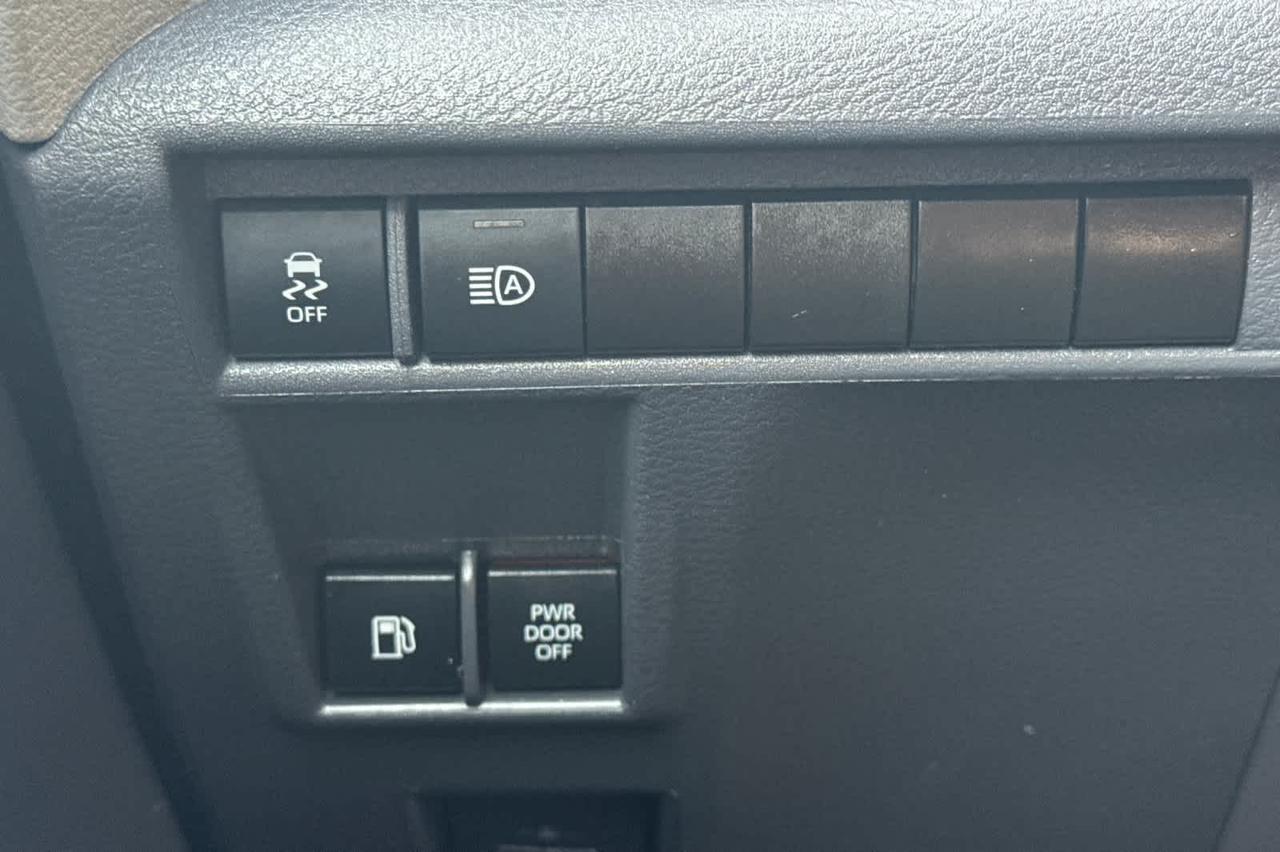 2021 Toyota Sienna LE Roseville CA