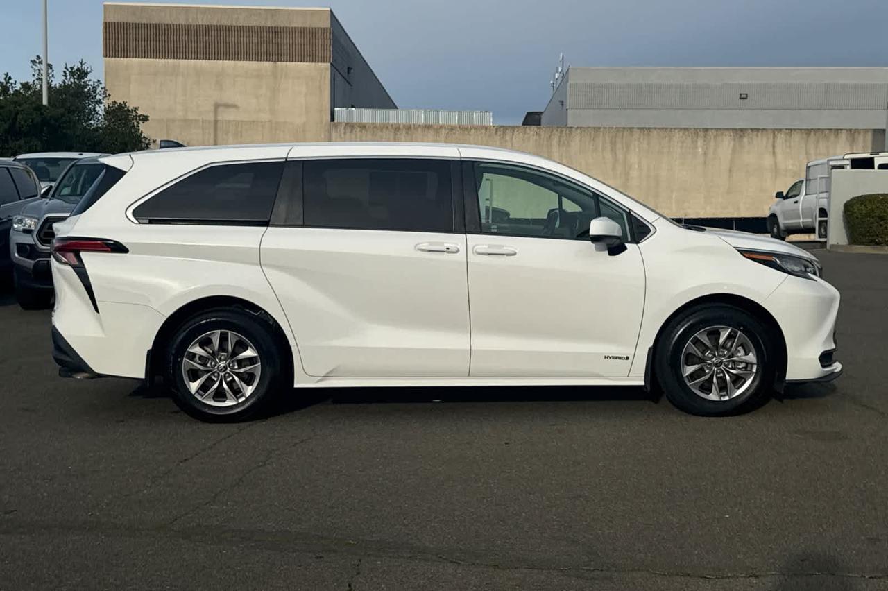 2021 Toyota Sienna LE Roseville CA