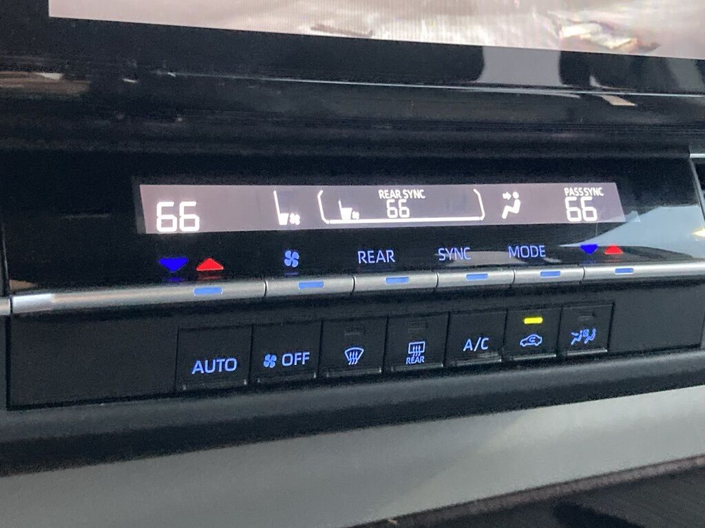 2021 Toyota Sienna LE San Antonio TX