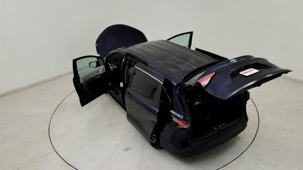 2021 Toyota Sienna LE Laurel MD