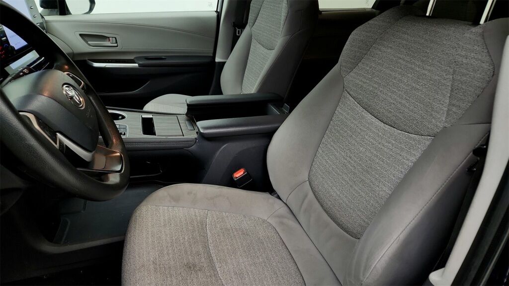 2021 Toyota Sienna LE Laurel MD