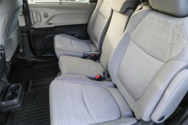 2021 Toyota Sienna LE Renton WA