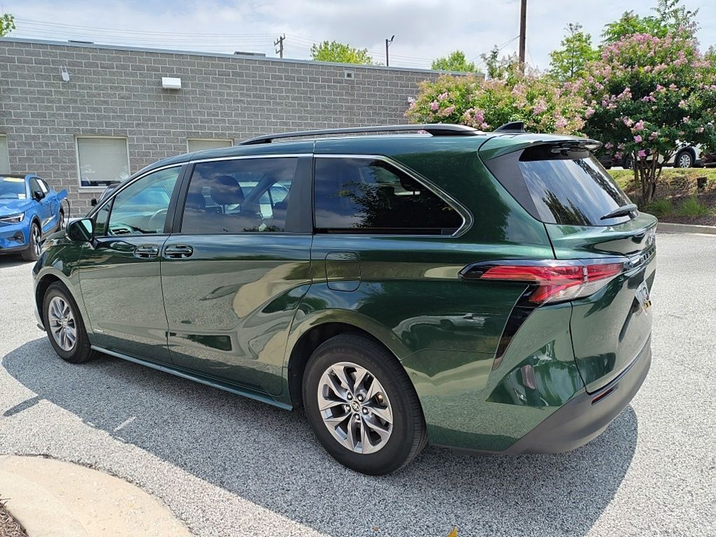 2021 Toyota Sienna LE Hunt Valley MD