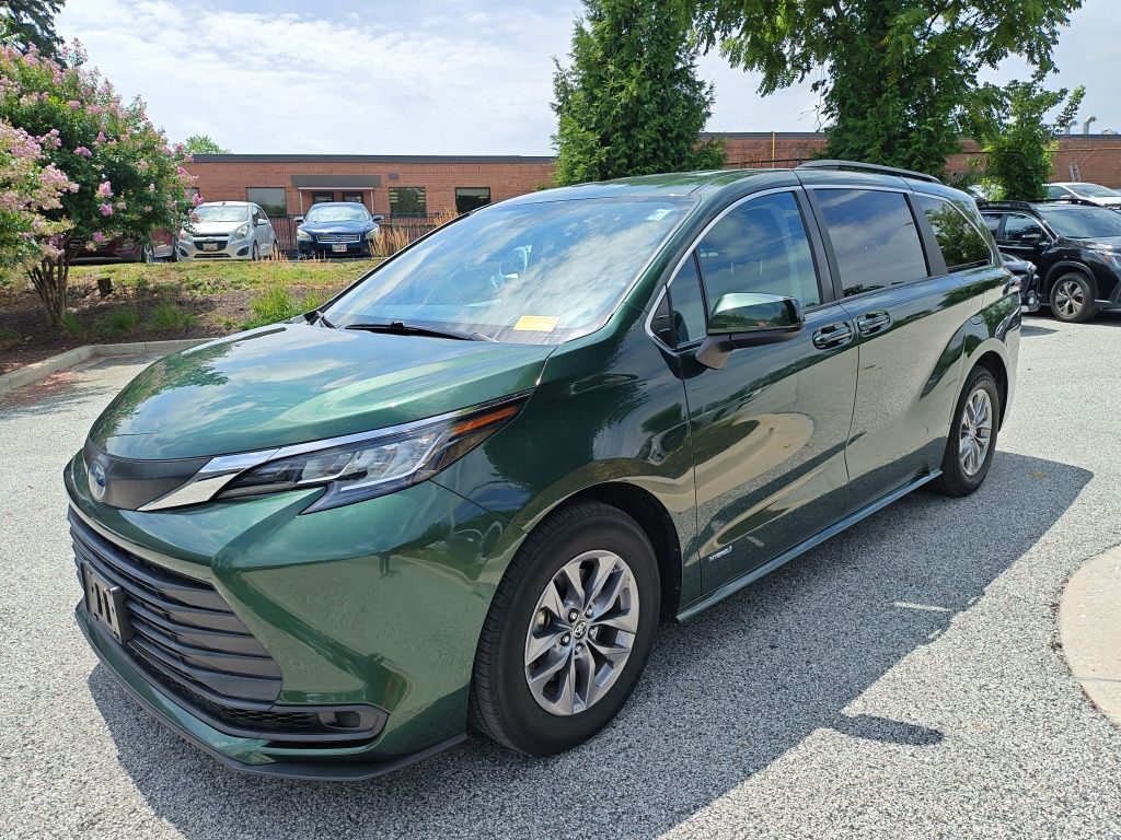 2021 Toyota Sienna LE Hunt Valley MD