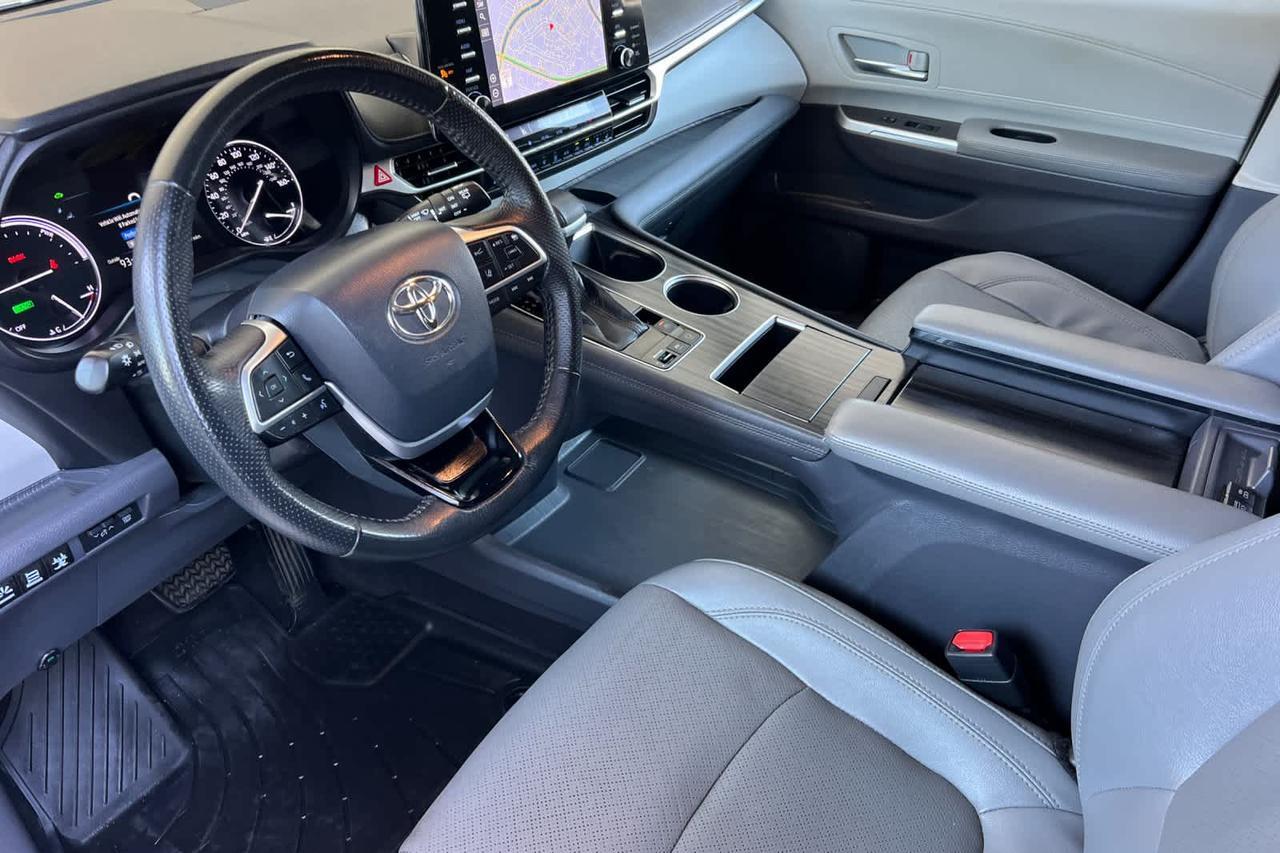 2021 Toyota Sienna Limited Roseville CA