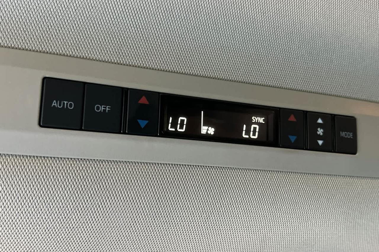 2021 Toyota Sienna Limited Roseville CA