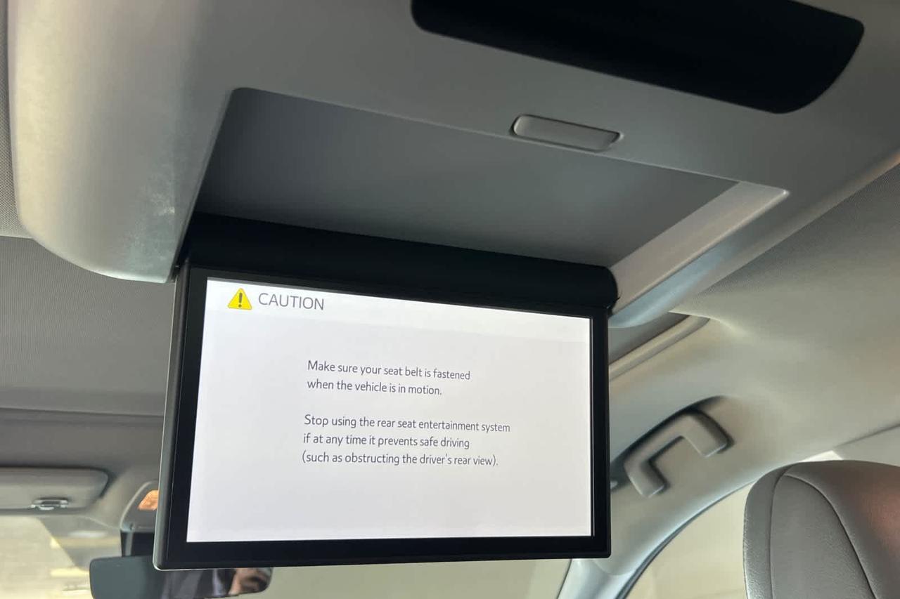 2021 Toyota Sienna Limited Roseville CA
