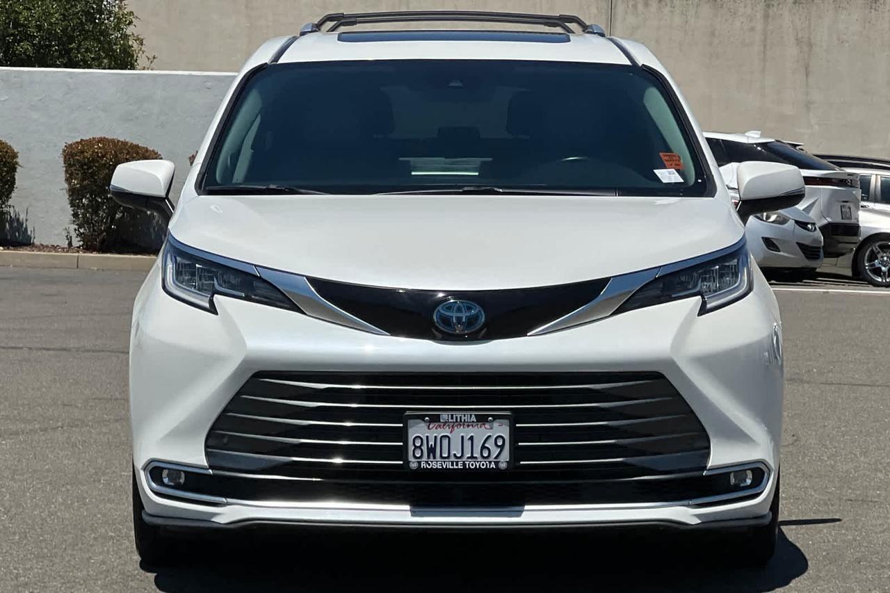2021 Toyota Sienna Limited Roseville CA
