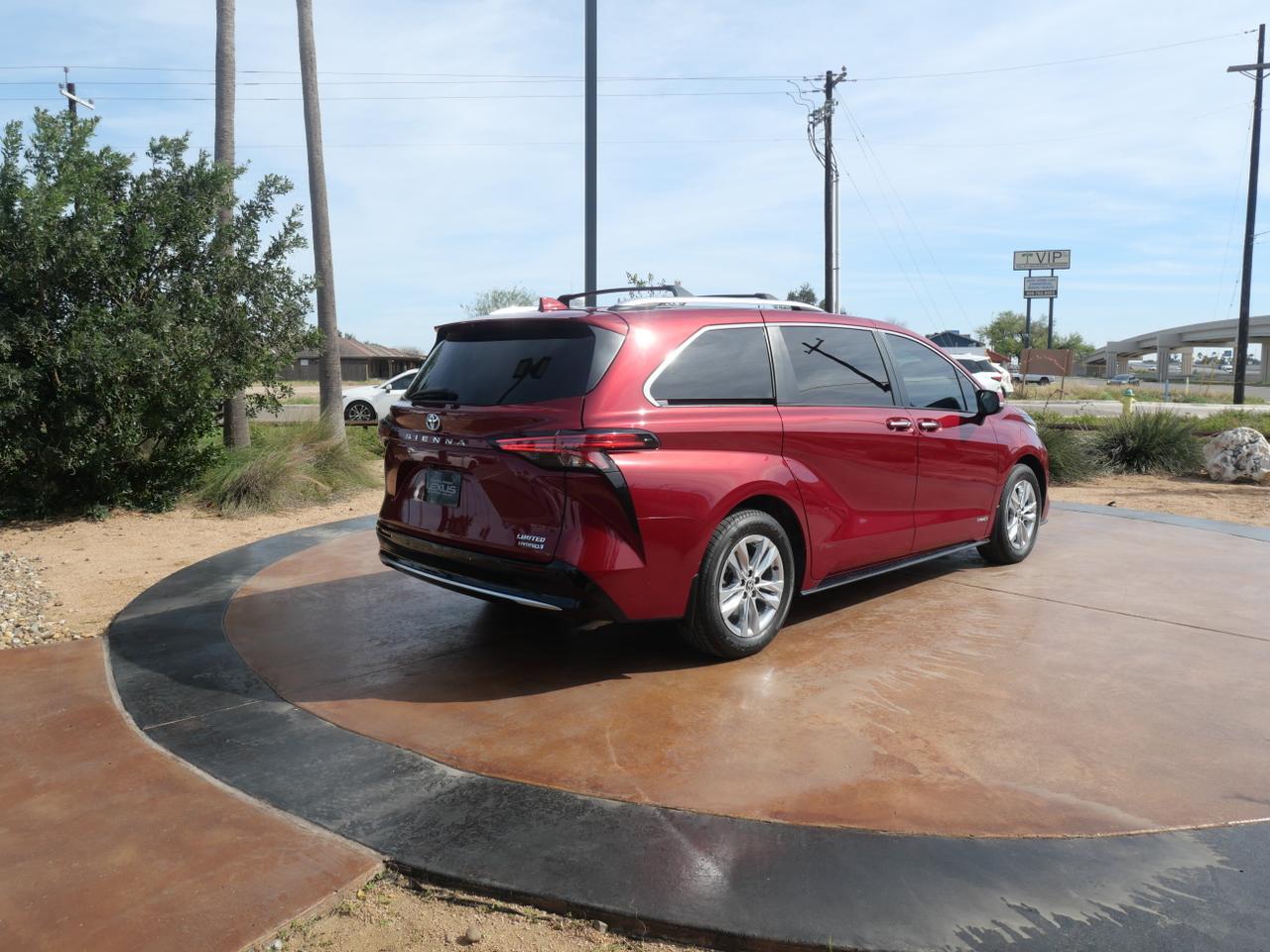 2021 Toyota Sienna Limited