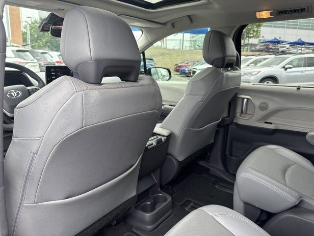 2021 Toyota Sienna Limited San Antonio TX