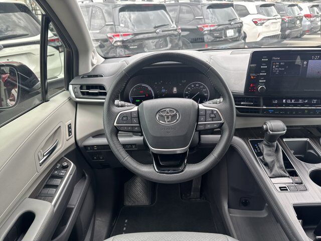 2021 Toyota Sienna Limited San Antonio TX